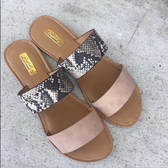 Snake skin and blush slip on sandals - Picture 4 of 4
